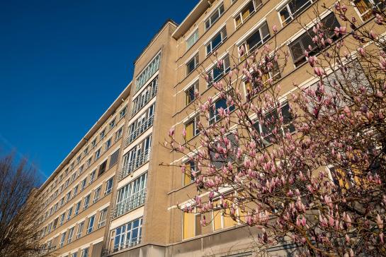 Kliniekgebouw lente 2022